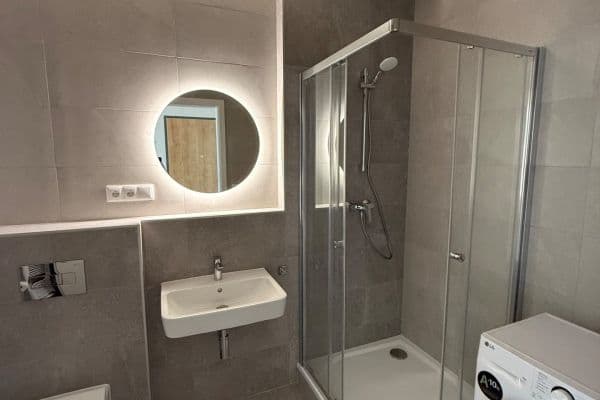 Studio flat to rent, 32 m², Divíškové, Praha Studio flat to rent, 32 m², Divíškové, Praha