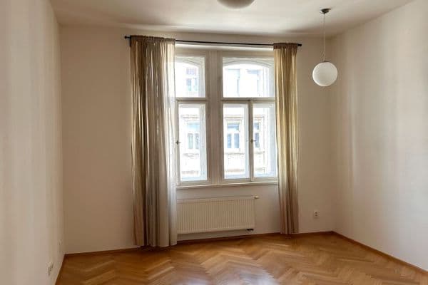 1 bedroom with open-plan kitchen flat to rent, 50 m², Kotevní, Praha 1 bedroom with open-plan kitchen flat to rent, 50 m², Kotevní, Praha