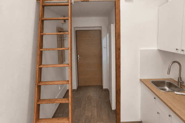 Studio flat to rent, 12 m², U Smaltovny, Praha Studio flat to rent, 12 m², U Smaltovny, Praha