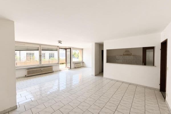 3 bedroom with open-plan kitchen flat for sale, 122 m², Esslingen 3 bedroom with open-plan kitchen flat for sale, 122 m², Esslingen