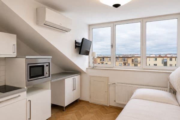 Studio flat for sale, 16 m², Libická, Praha Studio flat for sale, 16 m², Libická, Praha