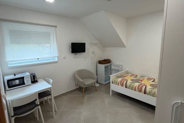 Studio flat to rent, 22 m², Náchodská, Praha Studio flat to rent, 22 m², Náchodská, Praha