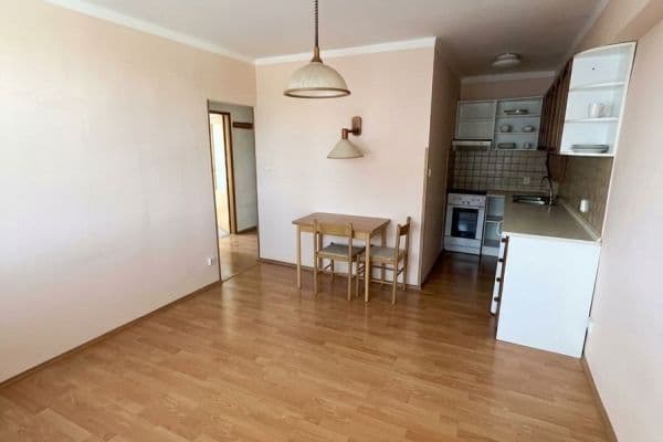 2 bedroom with open-plan kitchen flat for sale, 50 m², Evropská, Praha 2 bedroom with open-plan kitchen flat for sale, 50 m², Evropská, Praha
