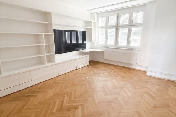 3 bedroom flat to rent, 107 m², Vlhká, Brno 3 bedroom flat to rent, 107 m², Vlhká, Brno