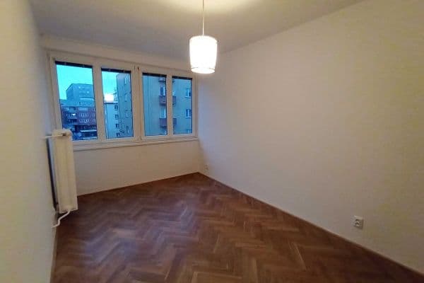 2 bedroom flat to rent, 56 m², Na Hrádku, Pardubice, Pardubický Region 2 bedroom flat to rent, 56 m², Na Hrádku, Pardubice, Pardubický Region