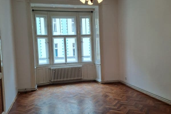 3 bedroom flat to rent, 110 m², Kafkova, Praha 3 bedroom flat to rent, 110 m², Kafkova, Praha