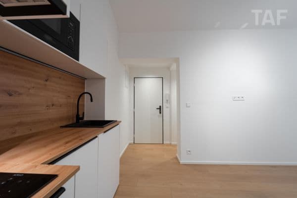 1 bedroom with open-plan kitchen flat for sale, 19 m², Liborova, Praha 6 1 bedroom with open-plan kitchen flat for sale, 19 m², Liborova, Praha 6