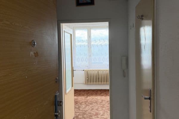 Studio flat to rent, 41 m², Lovosická, Praha Studio flat to rent, 41 m², Lovosická, Praha