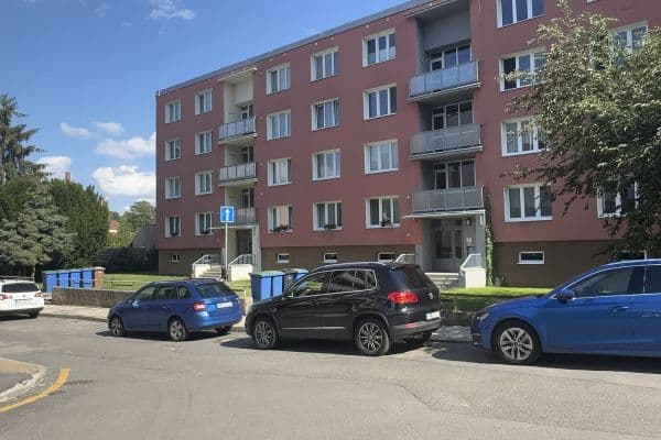 3 bedroom flat to rent, 84 m², Roháčova, Český Brod 3 bedroom flat to rent, 84 m², Roháčova, Český Brod