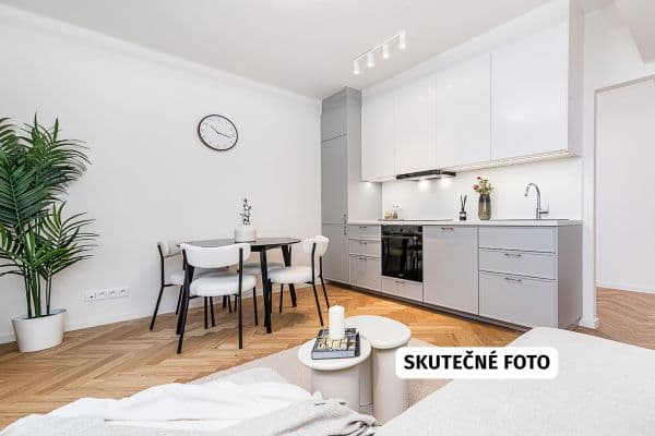 1 bedroom with open-plan kitchen flat for sale, 41 m², Jakutská, Prague, Prague 1 bedroom with open-plan kitchen flat for sale, 41 m², Jakutská, Prague, Prague