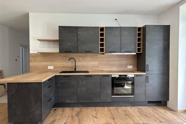 5 bedroom flat to rent, 141 m², Badstr. 131, Egloffstein 5 bedroom flat to rent, 141 m², Badstr. 131, Egloffstein