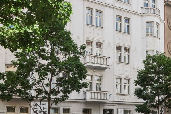 2 bedroom with open-plan kitchen flat to rent, 109 m², Laubova, Prague, Prague 2 bedroom with open-plan kitchen flat to rent, 109 m², Laubova, Prague, Prague