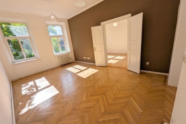 2 bedroom flat to rent, 77 m², Československé armády, Hradec Králové 2 bedroom flat to rent, 77 m², Československé armády, Hradec Králové