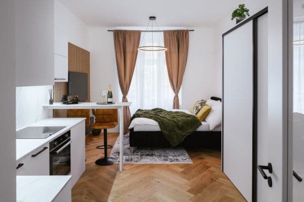 Studio flat for sale, 34 m², Orelská, Praha Studio flat for sale, 34 m², Orelská, Praha