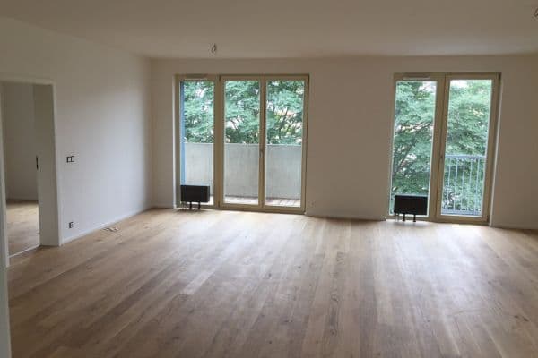 3 bedroom with open-plan kitchen flat to rent, 114 m², Altajská, Praha 3 bedroom with open-plan kitchen flat to rent, 114 m², Altajská, Praha