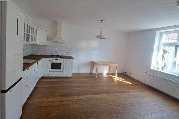 2 bedroom with open-plan kitchen flat to rent, 70 m², Barákova, SO POÚ Jičín 2 bedroom with open-plan kitchen flat to rent, 70 m², Barákova, SO POÚ Jičín