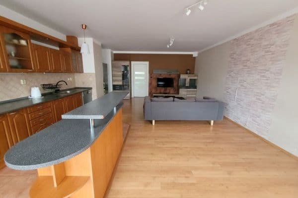 2 bedroom with open-plan kitchen flat to rent, 86 m², Pod Koželuhy, Jičín 2 bedroom with open-plan kitchen flat to rent, 86 m², Pod Koželuhy, Jičín