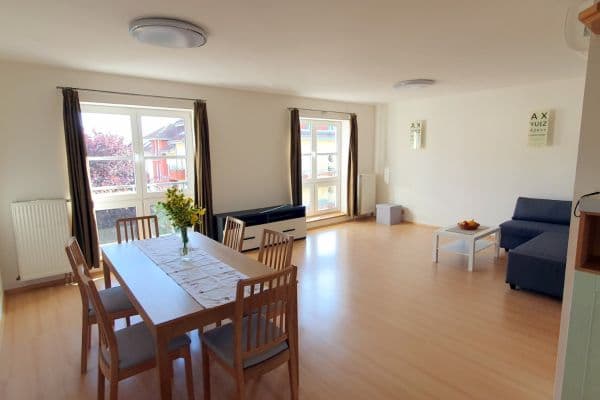2 bedroom with open-plan kitchen flat to rent, 119 m², Mladotova, Praha 2 bedroom with open-plan kitchen flat to rent, 119 m², Mladotova, Praha