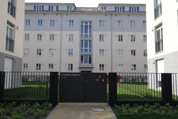 2 bedroom with open-plan kitchen flat to rent, 97 m², Sterndamm 66 F, Berlin 2 bedroom with open-plan kitchen flat to rent, 97 m², Sterndamm 66 F, Berlin