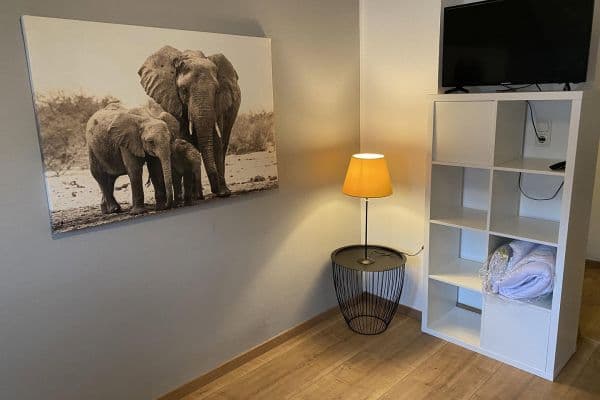 1 bedroom with open-plan kitchen flat to rent, 60 m², Moritzstr.8 Hinterhaus, Wiesbaden, Hesse 1 bedroom with open-plan kitchen flat to rent, 60 m², Moritzstr.8 Hinterhaus, Wiesbaden, Hesse