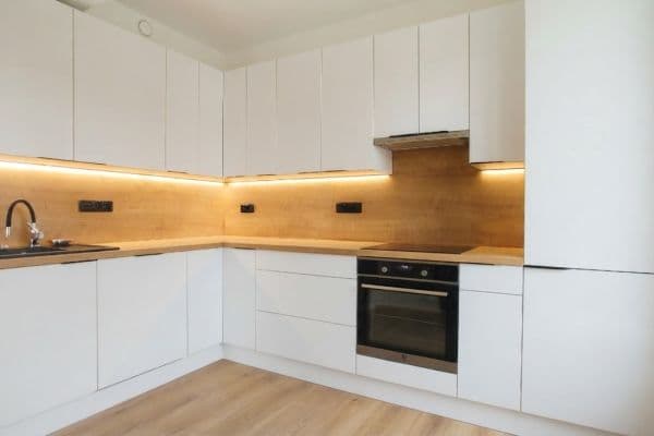 1 bedroom with open-plan kitchen flat to rent, 51 m², Šífařská, Praha 1 bedroom with open-plan kitchen flat to rent, 51 m², Šífařská, Praha