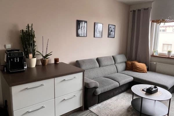 2 bedroom with open-plan kitchen flat for sale, 79 m², Osvoboditelů, Louny, Ústecký Region 2 bedroom with open-plan kitchen flat for sale, 79 m², Osvoboditelů, Louny, Ústecký Region