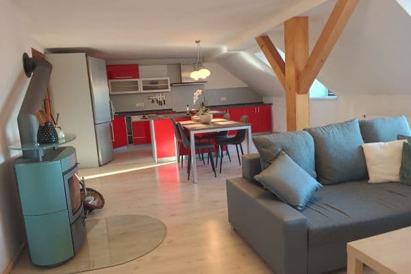 2 bedroom with open-plan kitchen flat to rent, 100 m², 8. března, Liberec, Liberecký Region 2 bedroom with open-plan kitchen flat to rent, 100 m², 8. března, Liberec, Liberecký Region