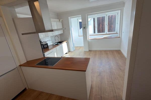 2 bedroom with open-plan kitchen flat to rent, 100 m², Geigerstraße 9, Pforzheim 2 bedroom with open-plan kitchen flat to rent, 100 m², Geigerstraße 9, Pforzheim