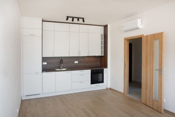 1 bedroom with open-plan kitchen flat to rent, 45 m², Pražská, Kolín, Středočeský Region 1 bedroom with open-plan kitchen flat to rent, 45 m², Pražská, Kolín, Středočeský Region