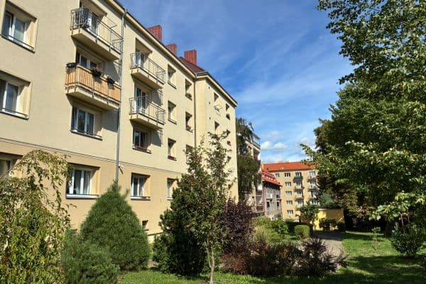 2 bedroom flat to rent, 67 m², Kladenská, Praha 2 bedroom flat to rent, 67 m², Kladenská, Praha