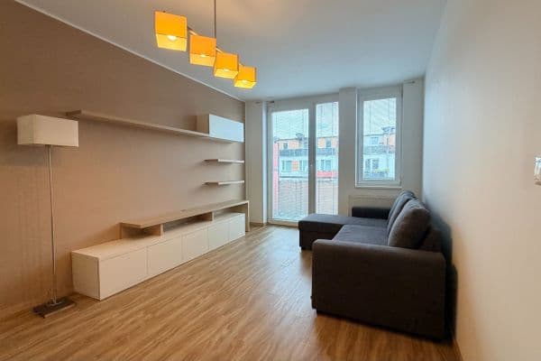 1 bedroom with open-plan kitchen flat to rent, 53 m², Terezínská, Praha 1 bedroom with open-plan kitchen flat to rent, 53 m², Terezínská, Praha