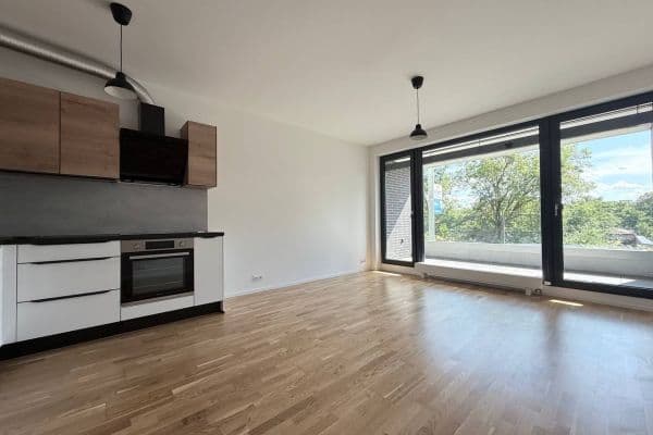 Studio flat to rent, 41 m², Práčská, Praha Studio flat to rent, 41 m², Práčská, Praha