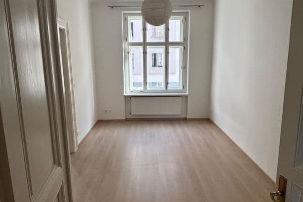 2 bedroom flat to rent, 58 m², Marie Cibulkové, Praha 2 bedroom flat to rent, 58 m², Marie Cibulkové, Praha