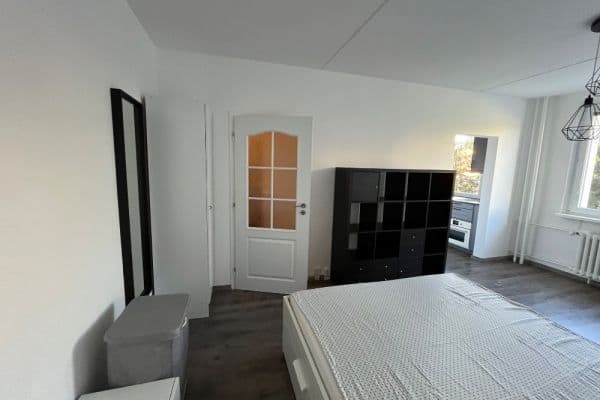 Studio flat to rent, 29 m², Valentova, Praha Studio flat to rent, 29 m², Valentova, Praha