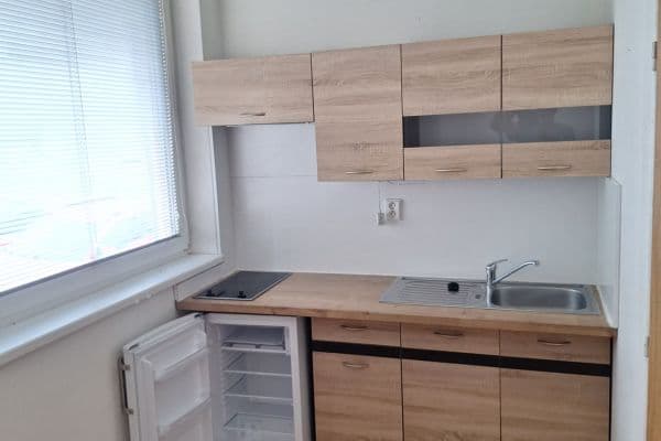 Studio flat to rent, 19 m², Podpěrova, Brno Studio flat to rent, 19 m², Podpěrova, Brno