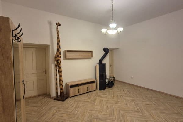 3 bedroom flat to rent, 82 m², Sládkovičova, Bratislava - mestská časť Staré Mesto 3 bedroom flat to rent, 82 m², Sládkovičova, Bratislava - mestská časť Staré Mesto