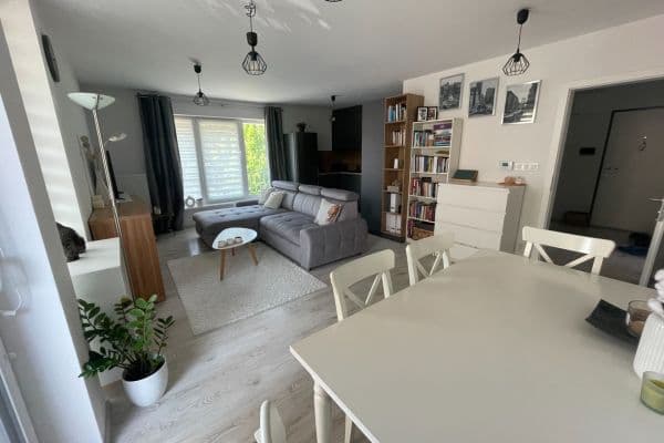 2 bedroom with open-plan kitchen flat to rent, 69 m², Vrbová, Kunice 2 bedroom with open-plan kitchen flat to rent, 69 m², Vrbová, Kunice