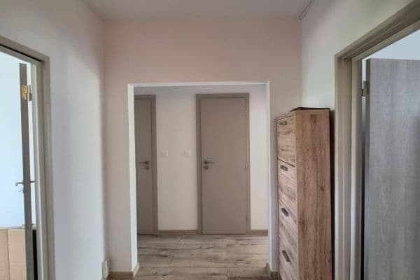 3 bedroom flat to rent, 79 m², Zombova, Košice - mestská časť Sídlisko KVP, Košický Region 3 bedroom flat to rent, 79 m², Zombova, Košice - mestská časť Sídlisko KVP, Košický Region