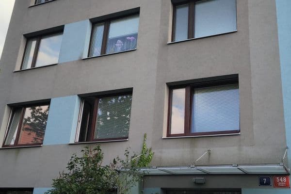 3 bedroom with open-plan kitchen flat to rent, 74 m², K Rovinám, Praha 3 bedroom with open-plan kitchen flat to rent, 74 m², K Rovinám, Praha