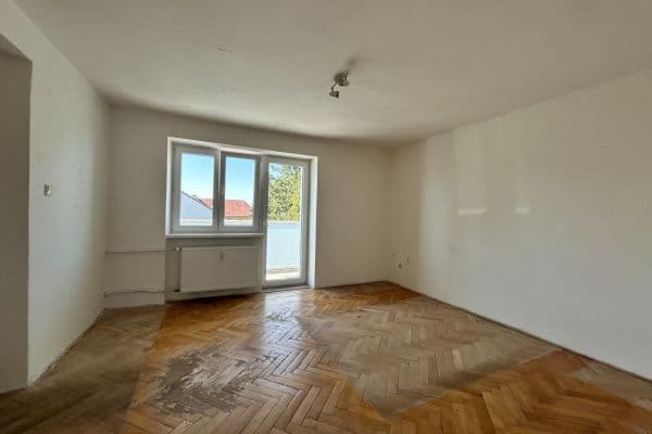 2 bedroom with open-plan kitchen flat for sale, 70 m², Revoluční, Žďár nad Sázavou, Vysočina Region 2 bedroom with open-plan kitchen flat for sale, 70 m², Revoluční, Žďár nad Sázavou, Vysočina Region