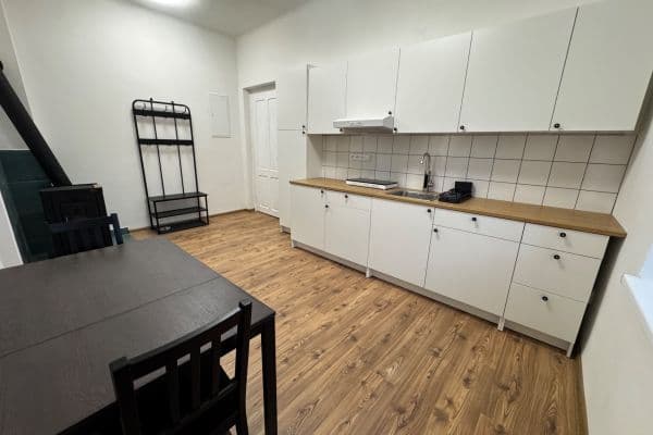 1 bedroom flat to rent, 36 m², Jesenný 1 bedroom flat to rent, 36 m², Jesenný
