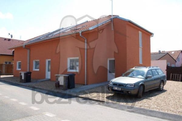 Studio flat to rent, 25 m², Ořechová, SO POÚ Šlapanice Studio flat to rent, 25 m², Ořechová, SO POÚ Šlapanice