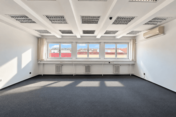office to rent, 28 m², Pernerova, Praha office to rent, 28 m², Pernerova, Praha