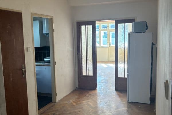2 bedroom with open-plan kitchen flat to rent, 92 m², Lomnického, Praha 2 bedroom with open-plan kitchen flat to rent, 92 m², Lomnického, Praha