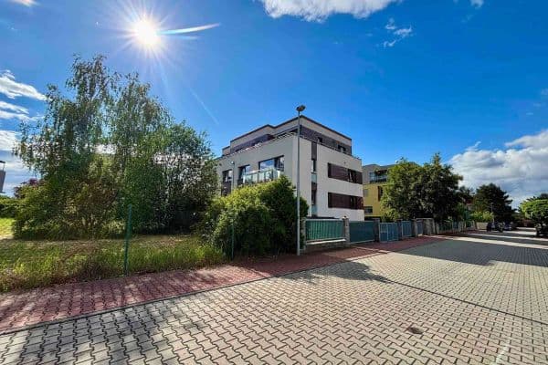 1 bedroom with open-plan kitchen flat for sale, 43 m², U Výstavby, Praha 1 bedroom with open-plan kitchen flat for sale, 43 m², U Výstavby, Praha
