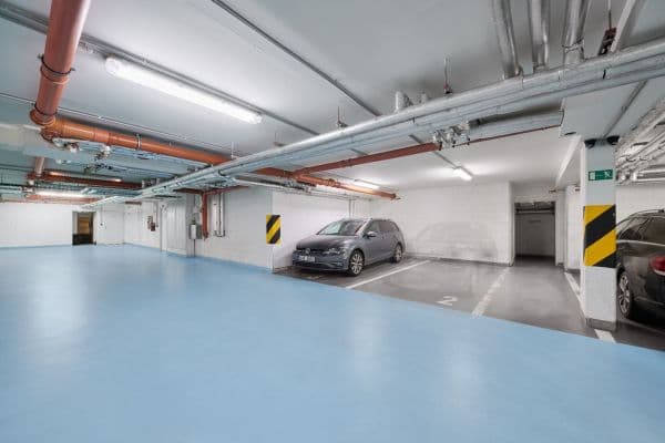 garage to rent, 18 m², Terezínská, Praha garage to rent, 18 m², Terezínská, Praha
