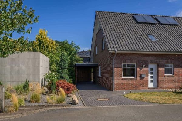 house for sale, 115 m², Bienenweg 1a, Friedrichsfehn house for sale, 115 m², Bienenweg 1a, Friedrichsfehn