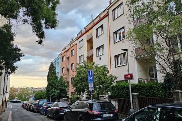 2 bedroom with open-plan kitchen flat for sale, 86 m², Zdaru, Praha 2 bedroom with open-plan kitchen flat for sale, 86 m², Zdaru, Praha