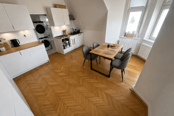 2 bedroom flat to rent, 78 m², Na Stráži, Praha 2 bedroom flat to rent, 78 m², Na Stráži, Praha