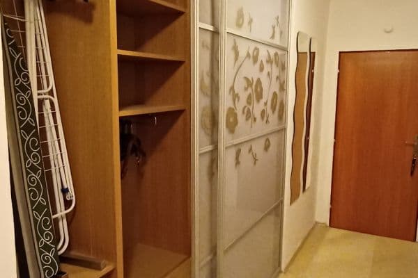 2 bedroom flat for sale, 60 m², 28. pluku, Praha 2 bedroom flat for sale, 60 m², 28. pluku, Praha